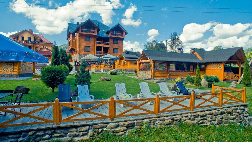 Forest House Tatariv Exterior foto